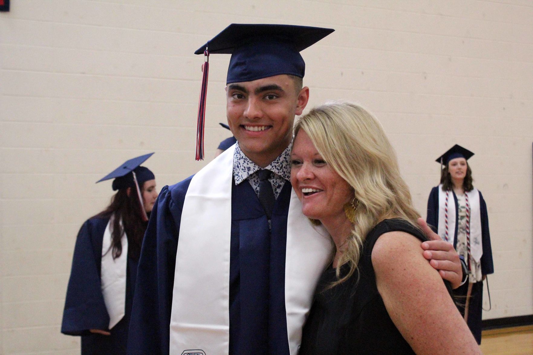053019-reed-gallery-grad008